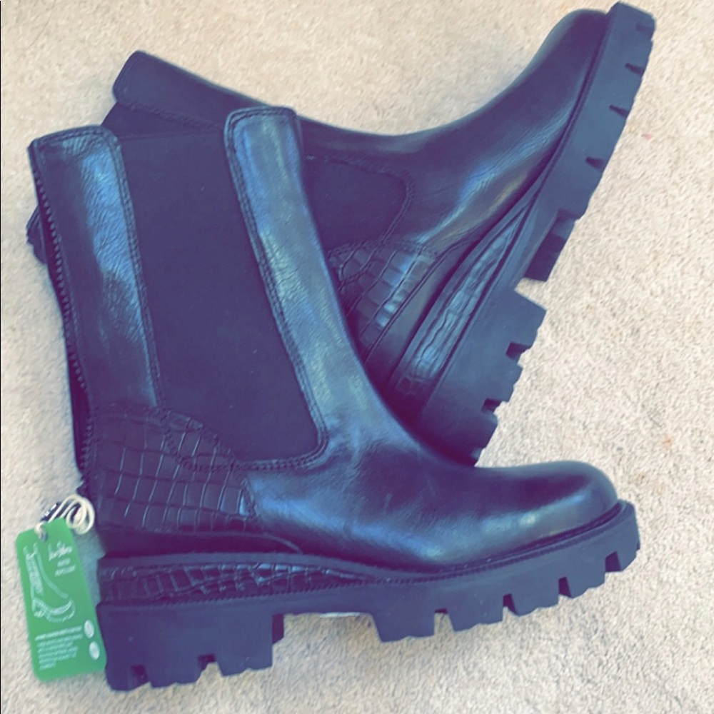 NWT Sam Edelman black boots
